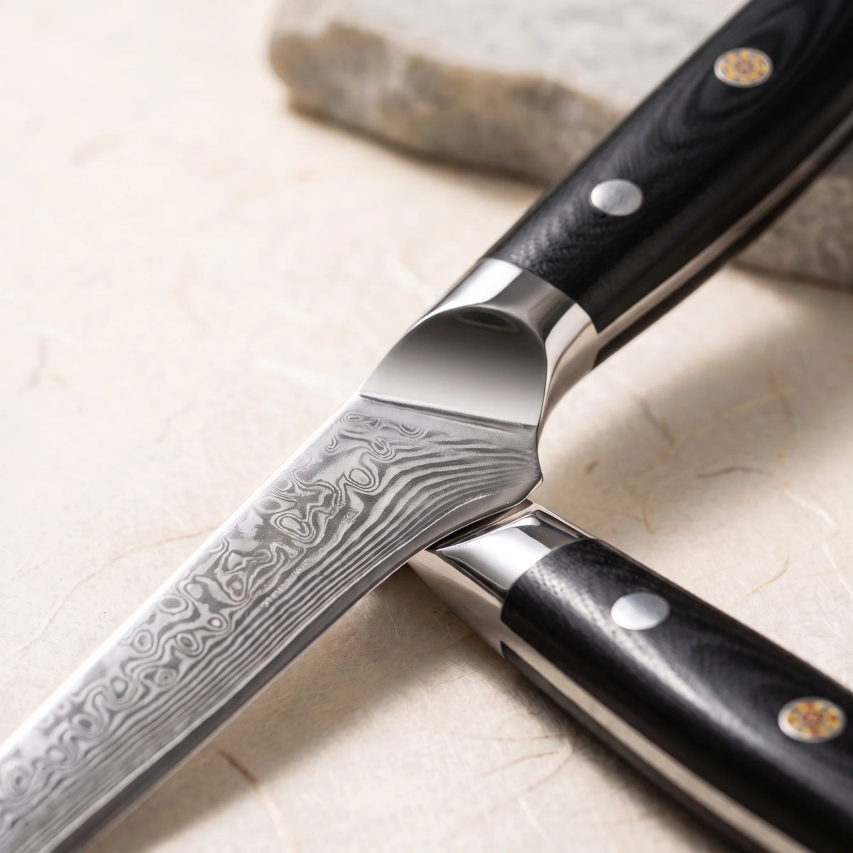 Damascus Boning Knife 6" – Hochodo, blade and material detail