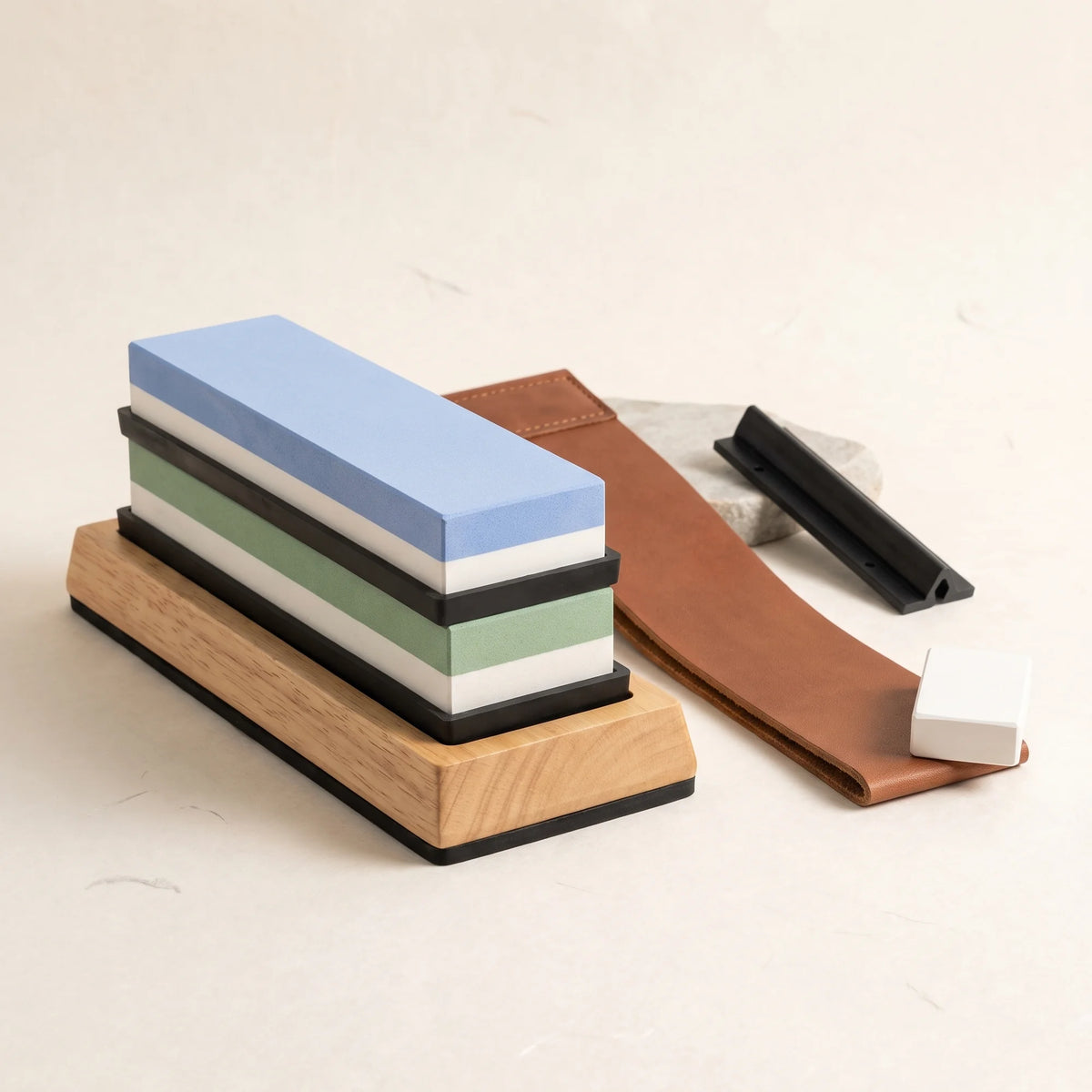 Whetstone Kit + Leather Strop – Hochodo, main view